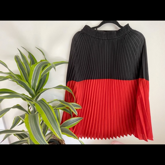 Zara skirt - Picture 3 of 4